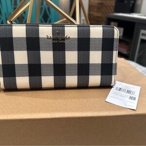 Kate Spade Gingham Zippy Wallet NWT ♠️